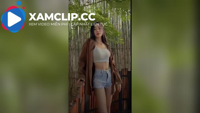 Phạm Hà Giang Đại học Ngoại thương FTU lộ clip sex