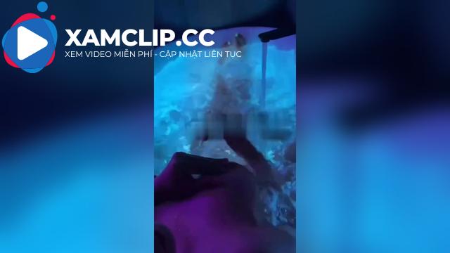 Thu Thảo lộ clip sex chịch nhau từ nhà tắm tới phòng ngủ
