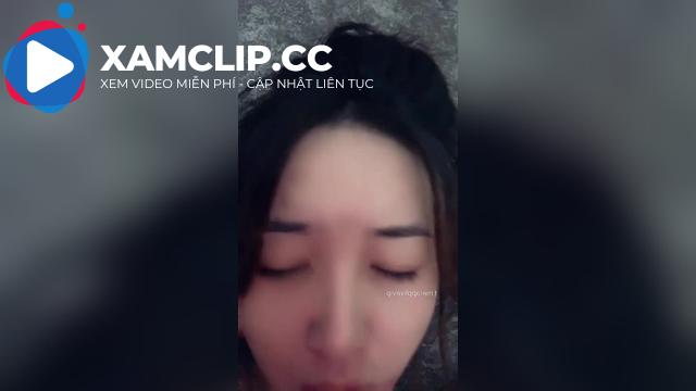 Mẫn Nghi vén silip  tâm sự chuyện  lần đầu với anh chim ngắn