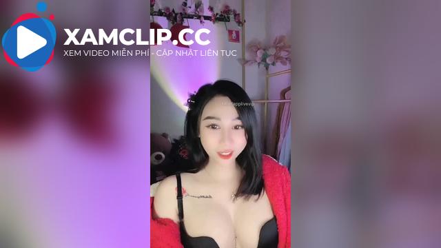 Tâm sự với em Linh vú to chỉ thích phi công trẻ