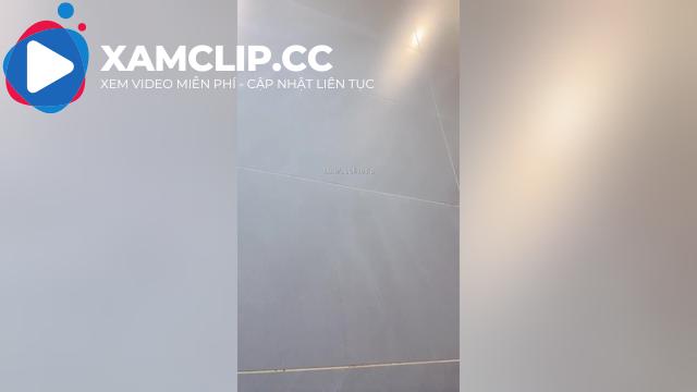 Clip Sex Bé Ngọc21 chơi thế doggy đứng la oai oái